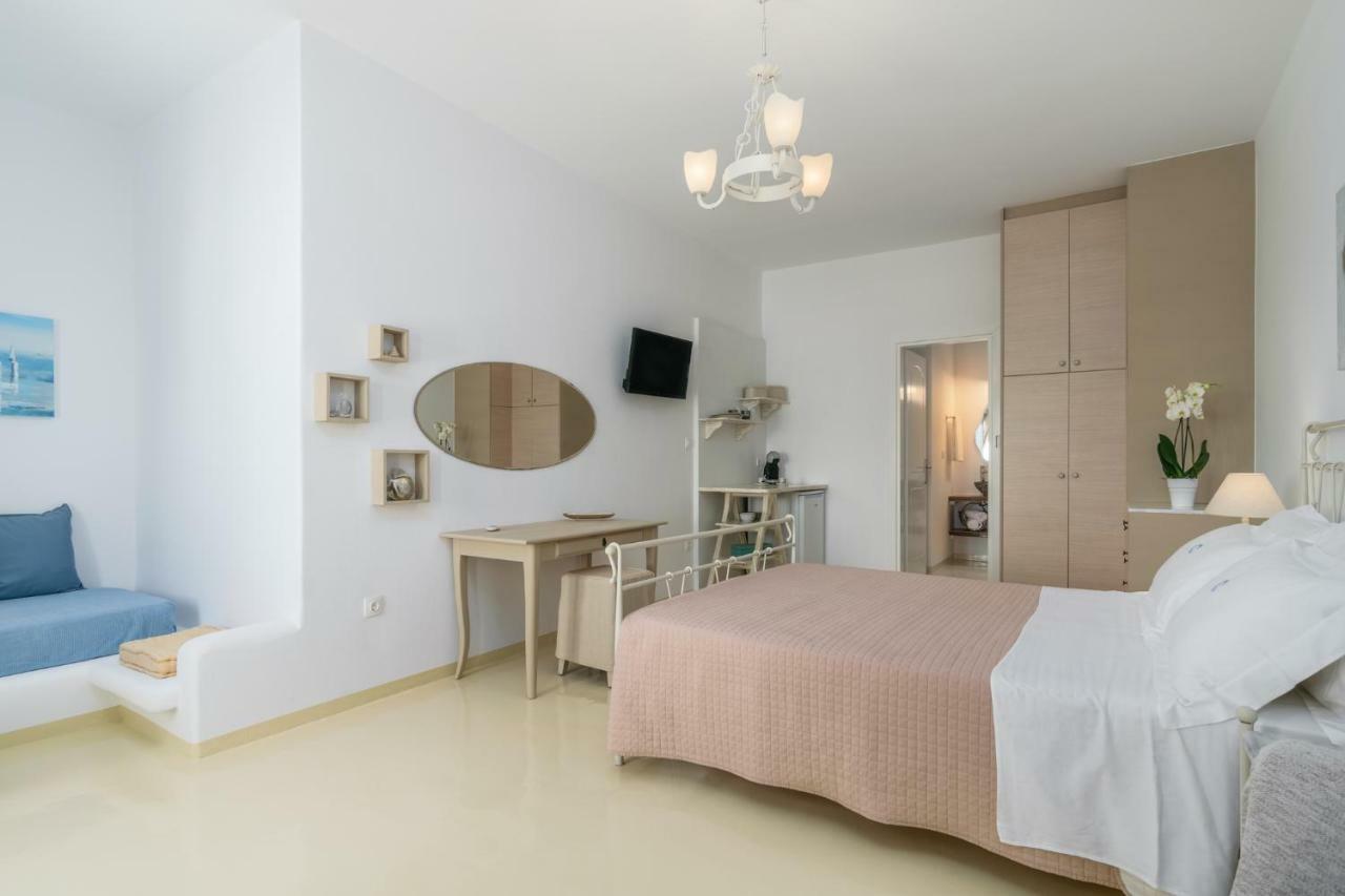Heavenly Milos Suites Agia Kiriaki Beach  ภายนอก รูปภาพ
